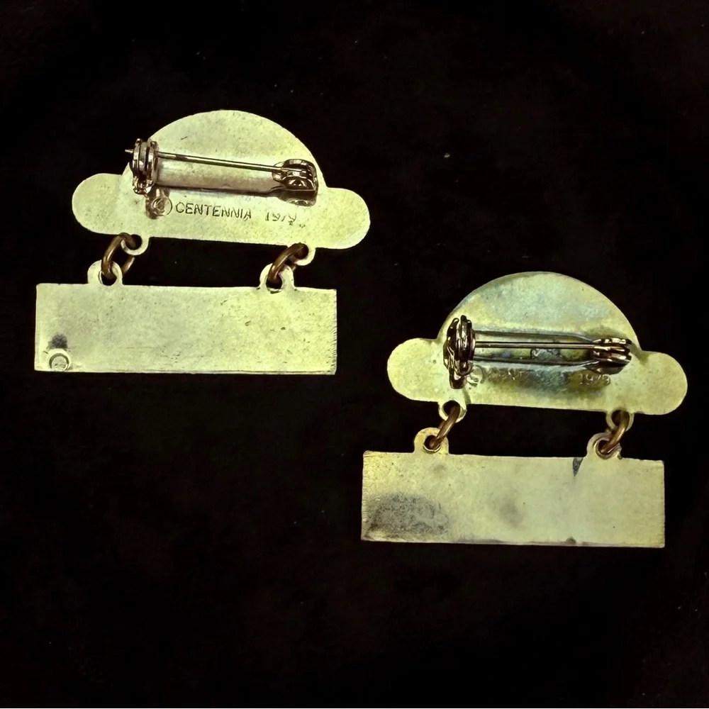 World's Greatest Grandpa and Grandma Brooch Pins